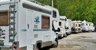 Aire d'accueil et de services