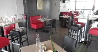 Fasthôtel Montmarault - Auberge du Grand Champ Fasthôtel Montmarault - Auberge du Grand Champ