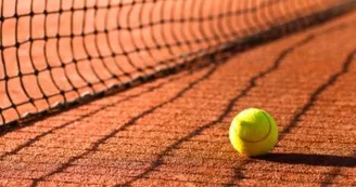 Terrain de tennis - Ygrande