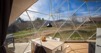 Les dômes au Domaine la Chabanne