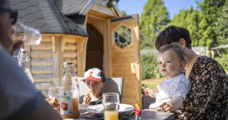 kota-finlandais-clos-du-marais-petit-dejeuner-famille kota-finlandais-clos-du-marais-petit-dejeuner-famille