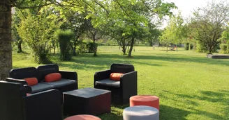 Hôtel Le Chai de la Paleine Salons détente - Parc Hôtel Chai de la Paleine_13