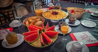 Hôtel Le Chai de la Paleine Petit déjeuner buffet - Buffet petit déjeuner_24