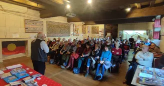 1675849212737.jpg - Salle de conférences Yolande d'Aragon_5
