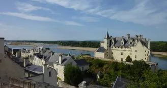 Village et Château de Montsoreau Village et Château de Montsoreau