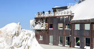 Téléphérique de l'Aiguille du Midi Téléphérique de l'Aiguille du Midi