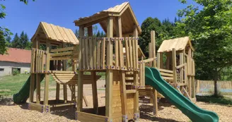 Tentes lodge au camping Domaine la Chabanne Tentes lodge au camping Domaine la Chabanne