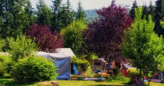 Tentes lodge au camping Domaine la Chabanne Tentes lodge au camping Domaine la Chabanne
