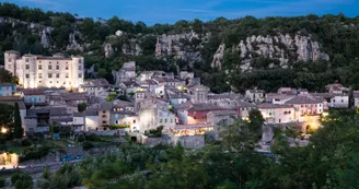 Vogüé : village de caractère Vogüé : village de caractère