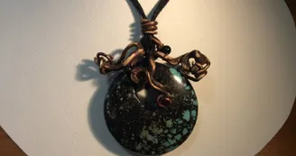 Bijoux des vignes - Louise Hill