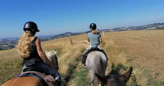 Balade à cheval au Centre équestre d'Antoulin