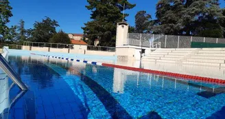 Piscine municipale en plein air d'Aubenas Piscine municipale en plein air d'Aubenas