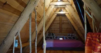 Gîte Chaumière dans un écrin de nature