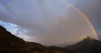 Gîte Chaumière dans un écrin de nature