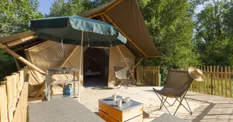 Huttopia Sud Ardèche - Tente Trappeur
