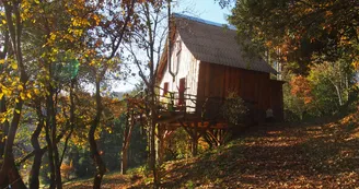 Cabane perchée La Pôlette Cabane perchée La Pôlette