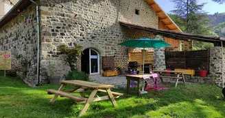 Cabane perchée La Pôlette Cabane perchée La Pôlette