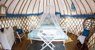 Yourtes au Camping Mille Etoiles Yourtes au Camping Mille Etoiles