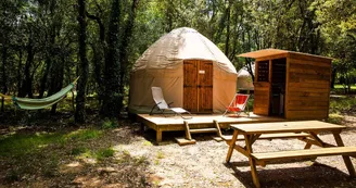 Yourtes au Camping Mille Etoiles Yourtes au Camping Mille Etoiles