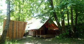 Camping La Châtaigneraie - Le Cabanon Camping La Châtaigneraie - Le Cabanon