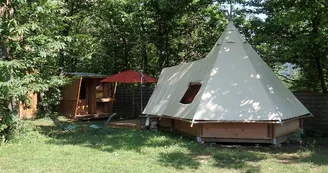 Camping La Châtaigneraie - Le Tipi Camping La Châtaigneraie - Le Tipi