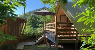 Camping La Châtaigneraie - La Cabane sur pilotis Camping La Châtaigneraie - La Cabane sur pilotis