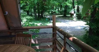 Camping La Châtaigneraie - La Cabane sur pilotis Camping La Châtaigneraie - La Cabane sur pilotis