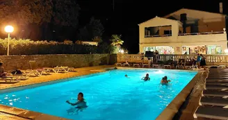 Le Tilleul, Gite de 4 à 6 pers - Village de gîtes la Fontinelle Le Tilleul, Gite de 4 à 6 pers - Village de gîtes la Fontinelle