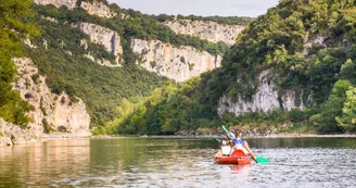 Canoë - Kayak de Châmes à St Martin d'Ardèche - 24 km / 1 jour avec La Vernède