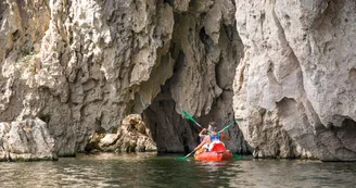 Canoë - Kayak de Vallon à St Martin d'Ardèche - 8 + 24 km / 2 jours avec La Vernède Canoë - Kayak de Vallon à St Martin d'Ardèche - 8 + 24 km / 2 jours avec La Vernède