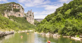 Canoë - Kayak de Vallon à St Martin d'Ardèche - 24 + 8 km / 2 jours avec La Vernède Canoë - Kayak de Vallon à St Martin d'Ardèche - 24 + 8 km / 2 jours avec La Vernède