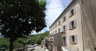 Les Stelles