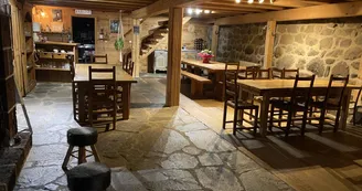 Chambres d'hôtes La Ferme de Médille Chambres d'hôtes La Ferme de Médille