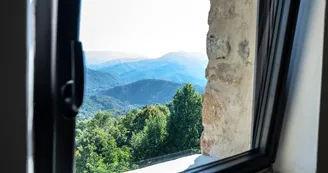 La Châtaigne Perchée - Côté Cèdre La Châtaigne Perchée - Côté Cèdre