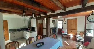Chez Dums