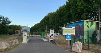 Aire d'accueil et de services pour camping-cars - Camping-car Park Aire d'accueil et de services pour camping-cars - Camping-car Park