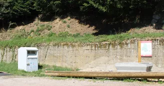 Aire de stationnement camping-cars de Saint-Julien-Labrousse Aire de stationnement camping-cars de Saint-Julien-Labrousse