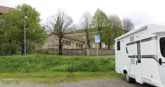 Aire de stationnement camping-cars de Saint-André-en-Vivarais Aire de stationnement camping-cars de Saint-André-en-Vivarais