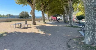 Aire de pique-nique à La Voulte Sur Rhône
