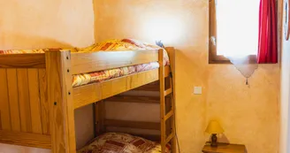 Le chêne, Gite de 6 à 8 pers - Village de Gîtes la Fontinelle1 Le chêne, Gite de 6 à 8 pers - Village de Gîtes la Fontinelle1