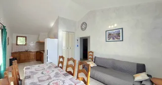 Le chêne, Gite de 6 à 8 pers - Village de Gîtes la Fontinelle1 Le chêne, Gite de 6 à 8 pers - Village de Gîtes la Fontinelle1