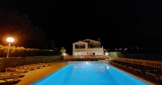 Le chêne, Gite de 6 à 8 pers - Village de Gîtes la Fontinelle1 Le chêne, Gite de 6 à 8 pers - Village de Gîtes la Fontinelle1