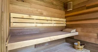 Domaine des Cabanes Suspendues : cabane SPA Verveine Domaine des Cabanes Suspendues : cabane SPA Verveine