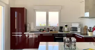 Villa L'Embellie, gîte 3 *, climatisation /grande piscine privée, 6-7 personnes SUD Ardèche Villa L'Embellie, gîte 3 *, climatisation /grande piscine privée, 6-7 personnes SUD Ardèche