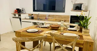 Villa Carpe Diem, gîte bien-être 4 * accessible PMR, climatisation /mini-piscine privée, SPA et sauna 2-3 personnes SUD Ardèche Villa Carpe Diem, gîte bien-être 4 * accessible PMR, climatisation /mini-piscine privée, SPA et sauna 2-3 personnes SUD Ardèche