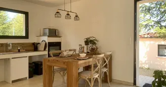 Villa Carpe Diem, gîte bien-être 4 * accessible PMR, climatisation /mini-piscine privée, SPA et sauna 2-3 personnes SUD Ardèche Villa Carpe Diem, gîte bien-être 4 * accessible PMR, climatisation /mini-piscine privée, SPA et sauna 2-3 personnes SUD Ardèche