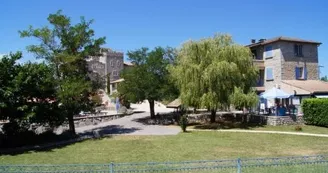 Les Gîtes du Château de Sampzon Les Gîtes du Château de Sampzon