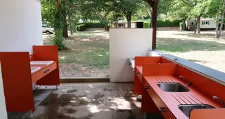 Tente bivouac du camping municipal Le Bois de Prat Tente bivouac du camping municipal Le Bois de Prat