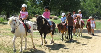 Randonnée Équestre Accompagnée - Equitation Chavetourte