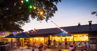 Camping Huttopia le Moulin - aire de service camping-car Camping Huttopia le Moulin - aire de service camping-car